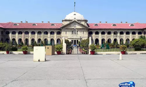 अतीक अहमद के जेल में बंद बेटों को भाई के अंतिम संस्कार में शामिल होने के लिए पैरोल मिली