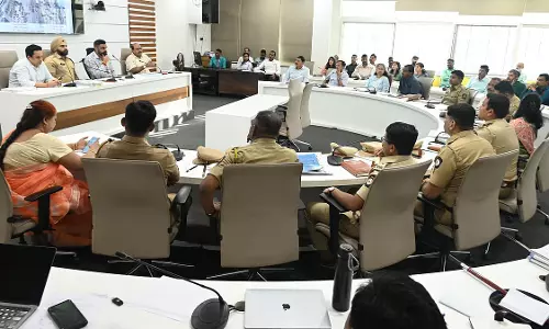 पुणे में सड़क सुरक्षा को लेकर प्रशासन सख्त, 10 अक्टूबर तक 43 ब्लैक स्पॉट सुधारने के निर्देश