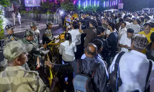 झारखंड में भर्ती परीक्षाओं को लेकर छात्रों का आंदोलन जारी झारखंड में भर्ती परीक्षाओं को लेकर छात्रों का आंदोलन जारी