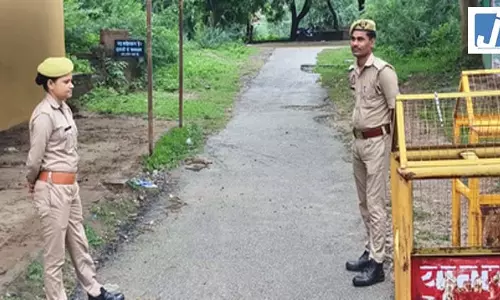 अतीक अहमद के छोटे बेटे अबान को किया जाएगा सुपुर्द-ए-खाक, कसारी-मसारी कब्रिस्तान में तैयारियां पूरी अतीक अहमद के छोटे बेटे अबान को किया जाएगा सुपुर्द-ए-खाक, कसारी-मसारी कब्रिस्तान में तैयारियां पूरी