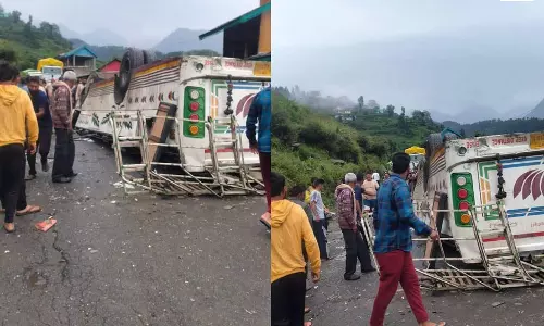 प्रधानमंत्री मोदी ने बस दुर्घटना में सात लोगों की मौत पर जताया दुख प्रधानमंत्री मोदी ने बस दुर्घटना में सात लोगों की मौत पर जताया दुख