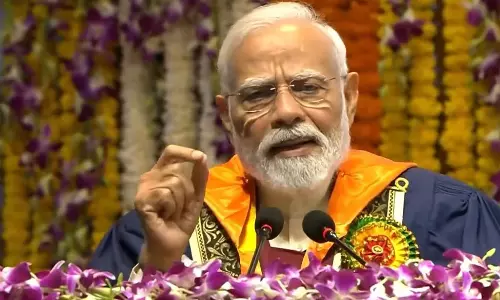 IIT दिल्ली के 57वें दीक्षांत समारोह में पहुंचे PM मोदी, छात्रों को दी बधाई IIT दिल्ली के 57वें दीक्षांत समारोह में पहुंचे PM मोदी, छात्रों को दी बधाई