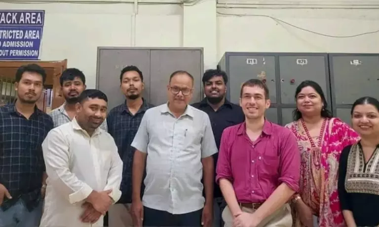 असम स्टेट आर्काइव्स: येल के शोधकर्ता के विदाई पत्र ने जीता दिल असम स्टेट आर्काइव्स: येल के शोधकर्ता के विदाई पत्र ने जीता दिल