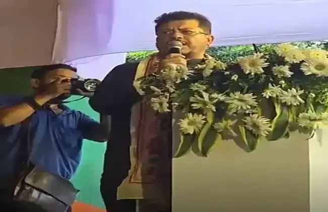 Kolkata: मस्जिदों से लाउडस्पीकर हटाने के खिलाफ कानूनी लड़ाई लड़ेंगे ऋतब्रत बनर्जी Kolkata: मस्जिदों से लाउडस्पीकर हटाने के खिलाफ कानूनी लड़ाई लड़ेंगे ऋतब्रत बनर्जी