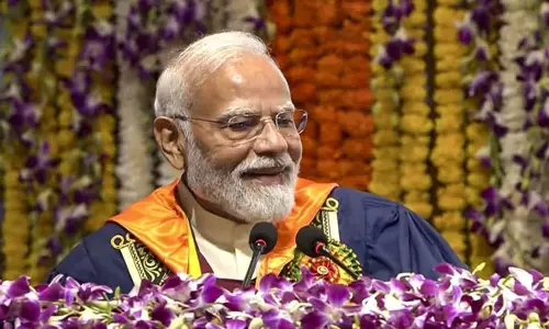 मैं तो बाबा बागेश्वर नहीं हूं लेकिन कुछ तो चलता होगा : PM मोदी हंसने लगे IIT दिल्ली के स्टूडेंट्स मैं तो बाबा बागेश्वर नहीं हूं लेकिन कुछ तो चलता होगा : PM मोदी हंसने लगे IIT दिल्ली के स्टूडेंट्स