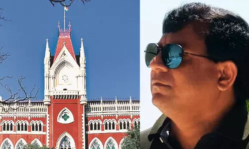Kolkata: टुलू मंडल के जब्त पत्थरों की नीलामी 18 सितंबर को, प्रशासन ने तय की तारीख Kolkata: टुलू मंडल के जब्त पत्थरों की नीलामी 18 सितंबर को, प्रशासन ने तय की तारीख