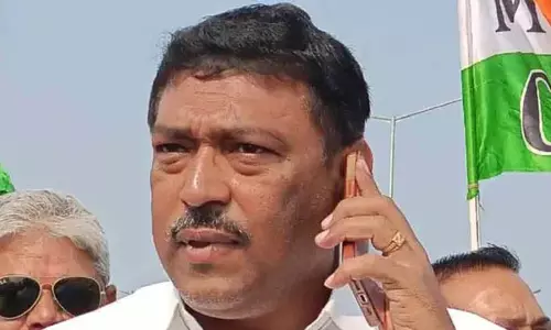 पूर्व विधायक सनत डे गिरफ्तार, वसूली-जमीन कब्जाने के आरोप पूर्व विधायक सनत डे गिरफ्तार, वसूली-जमीन कब्जाने के आरोप
