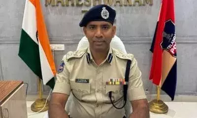 Telangana: महेश्वरम डीसीपी ने मासिक बैठक में अपराध नियंत्रण उपायों की समीक्षा की Telangana: महेश्वरम डीसीपी ने मासिक बैठक में अपराध नियंत्रण उपायों की समीक्षा की