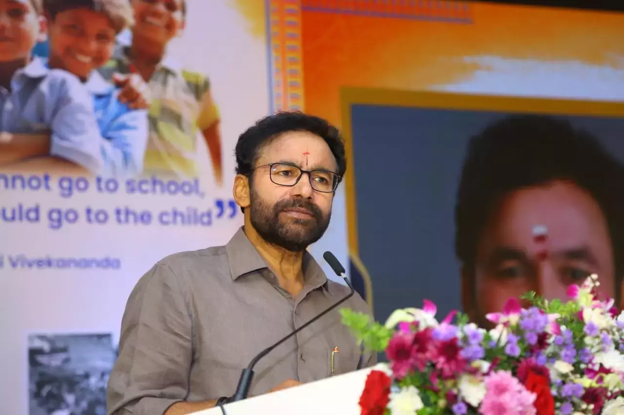 Telangana: किशन रेड्डी ने शहर के विकास के लिए हैदराबाद के राजस्व का 50% मांगा Telangana: किशन रेड्डी ने शहर के विकास के लिए हैदराबाद के राजस्व का 50% मांगा