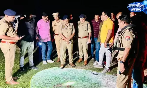 बिजली तार चोरी करने वाले गिरोह से पुलिस की मुठभेड़, गोली लगने से बदमाश घायल 5 गिरफ्तार बिजली तार चोरी करने वाले गिरोह से पुलिस की मुठभेड़, गोली लगने से बदमाश घायल 5 गिरफ्तार