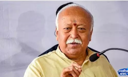 मोहन भागवत ने कहा युद्ध में सरकार सेना के साथ खड़े हों लेकिन नफरत हमेशा के लिए नहीं मोहन भागवत ने कहा युद्ध में सरकार सेना के साथ खड़े हों लेकिन नफरत हमेशा के लिए नहीं