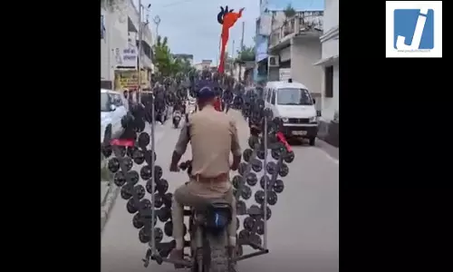 बाप रे! 1 बाइक में 500 हॉर्न दिखा, VIDEO
