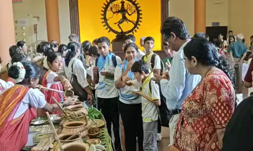 मडगांव रान भाजी फेस्टिवल: छात्रों ने बनाए जंगली सब्जियों के व्यंजन मडगांव रान भाजी फेस्टिवल: छात्रों ने बनाए जंगली सब्जियों के व्यंजन