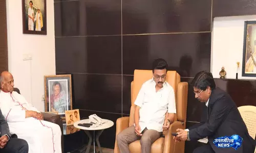 ईसाई बिशपों ने एम.के. स्टालिन से मुलाकात की और FCRA संशोधन बिल के खिलाफ DMK के रुख की सराहना की ईसाई बिशपों ने एम.के. स्टालिन से मुलाकात की और FCRA संशोधन बिल के खिलाफ DMK के रुख की सराहना की