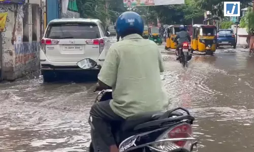 भारी बारिश से जलभराव, कई इलाकों में लोगों की बढ़ी परेशानी