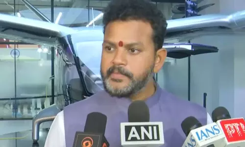 एयर इंडिया टर्बुलेंस पर बोले राम मोहन नायडू, DGCA कर रही जांच एयर इंडिया टर्बुलेंस पर बोले राम मोहन नायडू, DGCA कर रही जांच