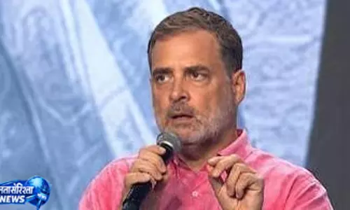 प्रयागराज में छात्रों से राहुल गांधी की सीधी बात रोजगार संकट पर सरकार को घेरा प्रयागराज में छात्रों से राहुल गांधी की सीधी बात रोजगार संकट पर सरकार को घेरा