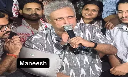 झारखंड छात्र आंदोलन में पहुंचे पियूष मिश्रा मंच पर मिला खास स्थान
