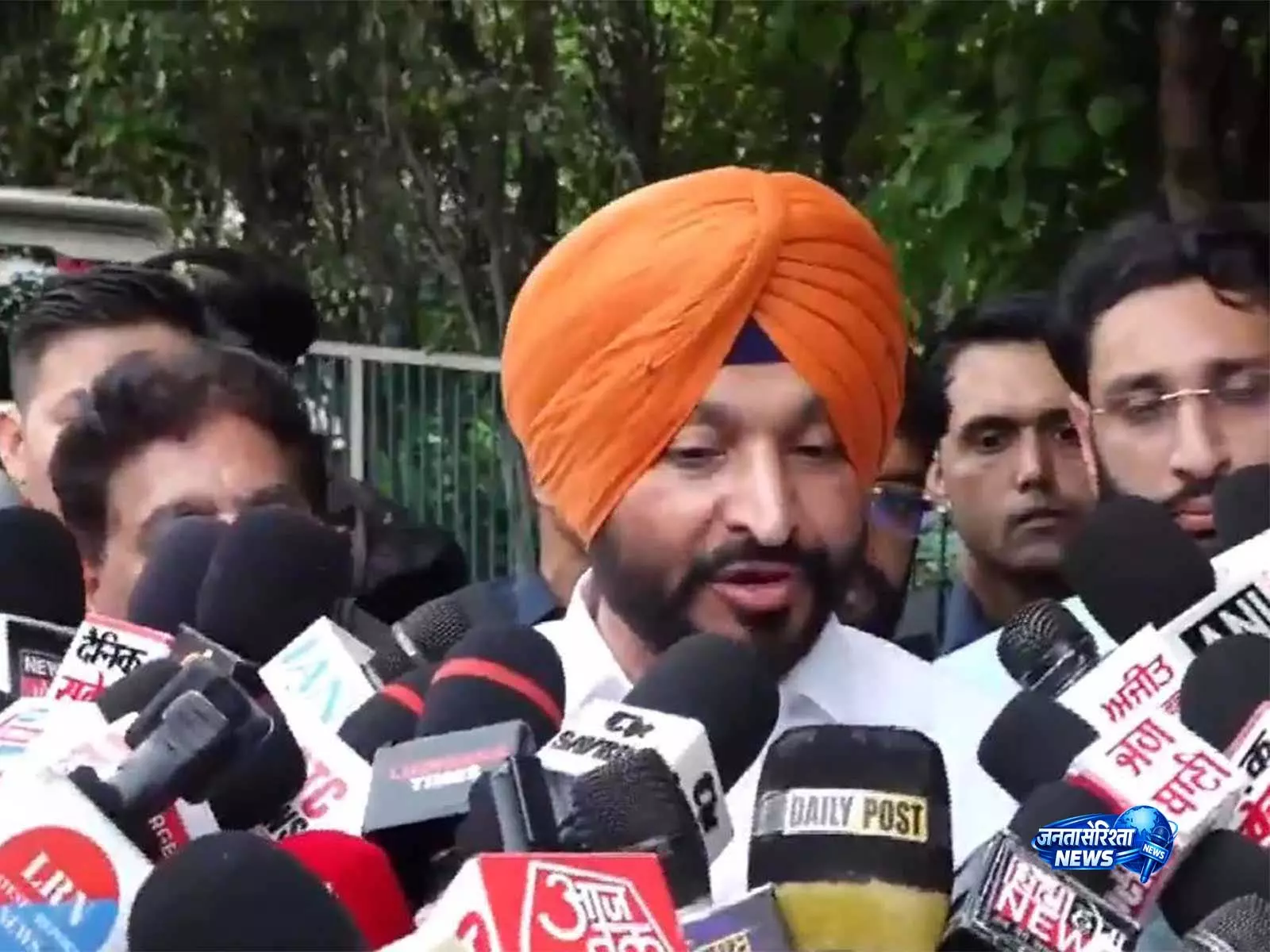 अमृतसर CP भुल्लर के हटने पर बिट्टू का हमला, पेट्रोल बम साजिश का लगाया आरोप अमृतसर CP भुल्लर के हटने पर बिट्टू का हमला, पेट्रोल बम साजिश का लगाया आरोप