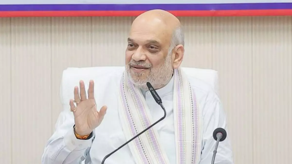 दो दिवसीय दौरे पर मुंबई पहुंचे अमित शाह, शनिवार को NUCFDC मुख्यालय का करेंगे उद्घाटन दो दिवसीय दौरे पर मुंबई पहुंचे अमित शाह, शनिवार को NUCFDC मुख्यालय का करेंगे उद्घाटन