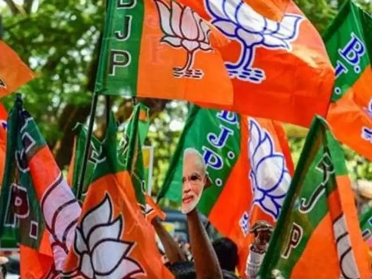 यूपी की 11 MLC सीटों पर BJP में मंथन यूपी की 11 MLC सीटों पर BJP में मंथन