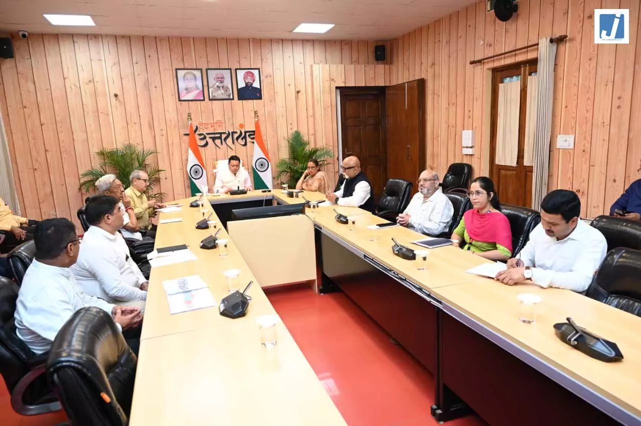 मुख्यमंत्री धामी ने उत्तराखंड क्रीड़ा विश्वविद्यालय गौलापार के निर्माण कार्यों की समीक्षा की मुख्यमंत्री धामी ने उत्तराखंड क्रीड़ा विश्वविद्यालय गौलापार के निर्माण कार्यों की समीक्षा की