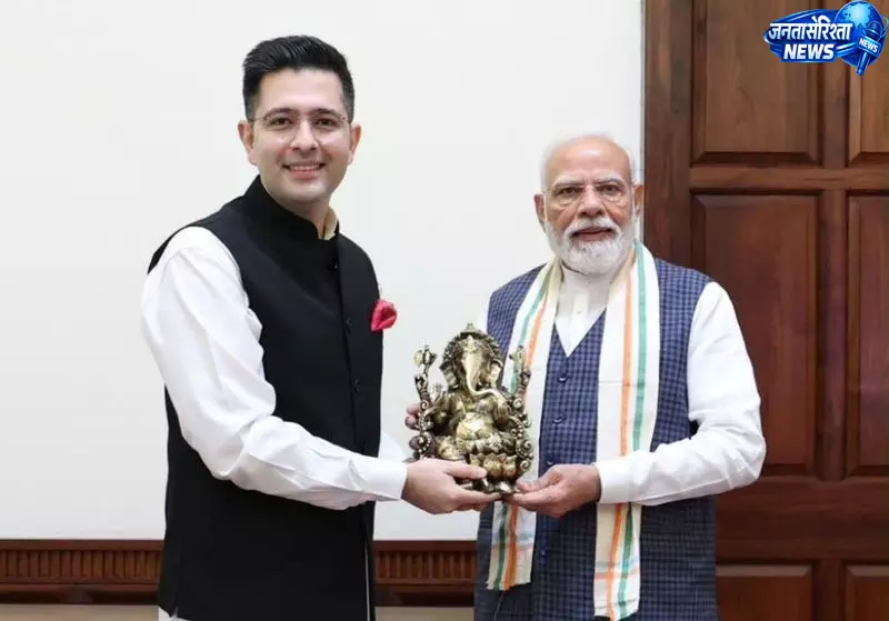 पीएम मोदी से मिले राघव चड्ढा, पंजाब के राजनीतिक हालात पर हुई चर्चा पीएम मोदी से मिले राघव चड्ढा, पंजाब के राजनीतिक हालात पर हुई चर्चा