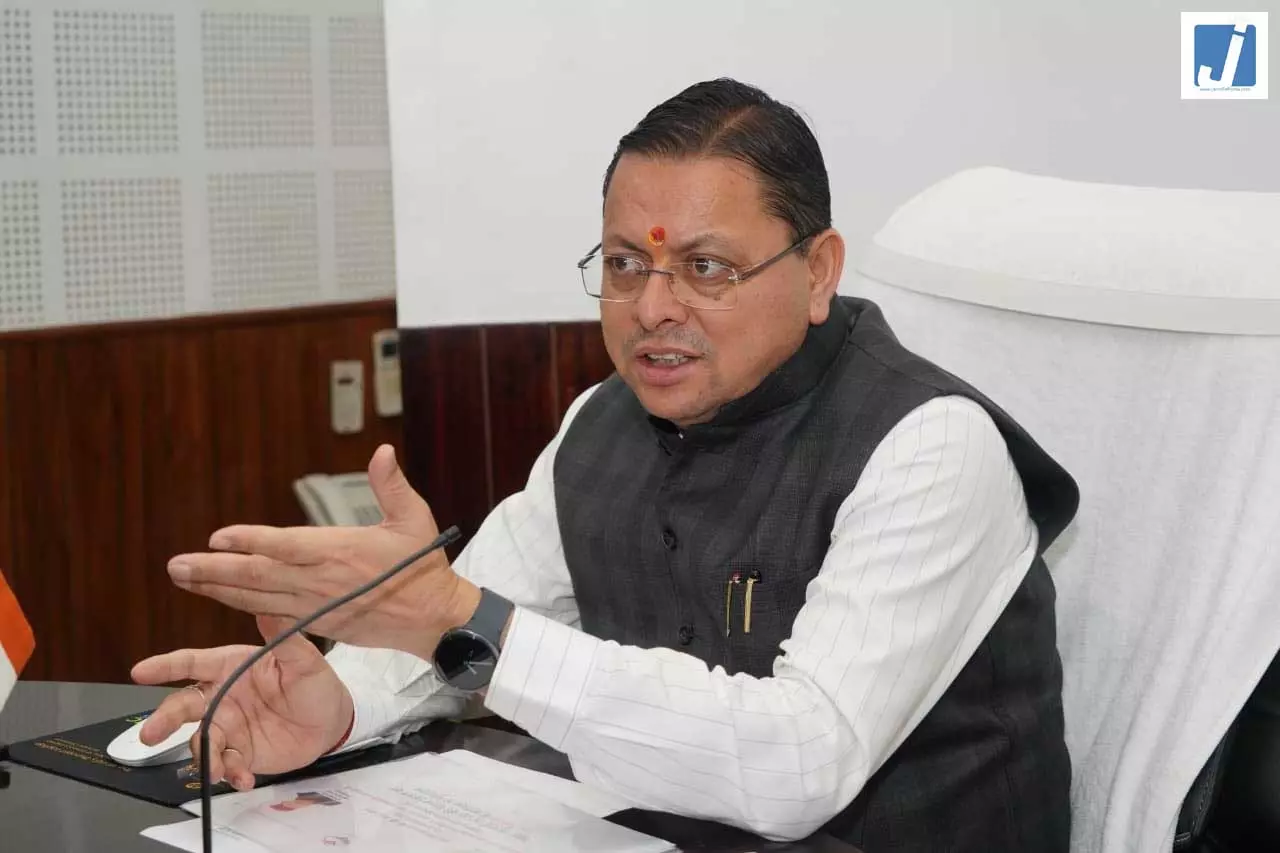 मुख्यमंत्री धामी ने पेंशन लाभार्थियों को ₹146 करोड़ 32 लाख की पेंशन राशि का किया भुगतान मुख्यमंत्री धामी ने पेंशन लाभार्थियों को ₹146 करोड़ 32 लाख की पेंशन राशि का किया भुगतान