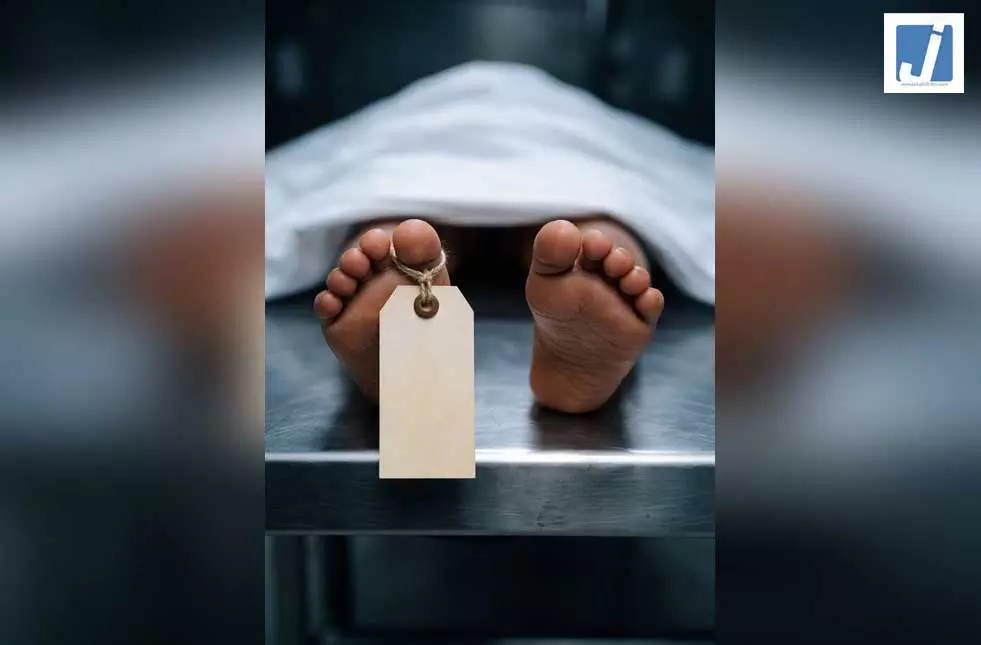 स्कूल में भयानक हादसा, गेट गिरने से चार साल की बच्ची की मौत स्कूल में भयानक हादसा, गेट गिरने से चार साल की बच्ची की मौत