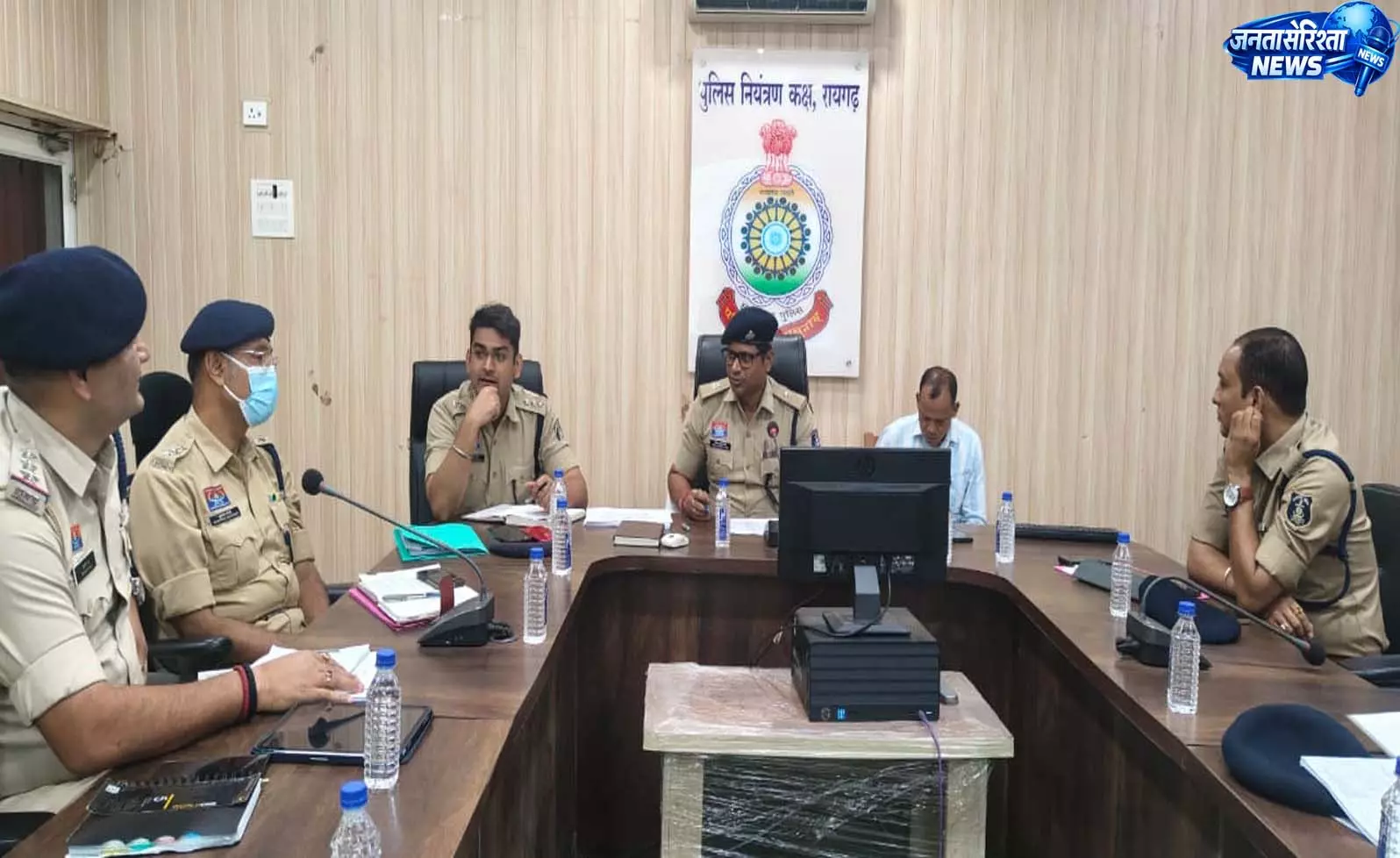 रायगढ़ क्राइम मीटिंग में ASP अनिल सोनी के सख्त निर्देश रायगढ़ क्राइम मीटिंग में ASP अनिल सोनी के सख्त निर्देश