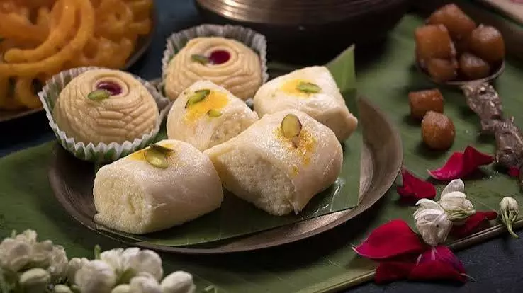 भारतीय मिठाइयों से जुड़े 5 दिलचस्प और अनोखे तथ्य भारतीय मिठाइयों से जुड़े 5 दिलचस्प और अनोखे तथ्य