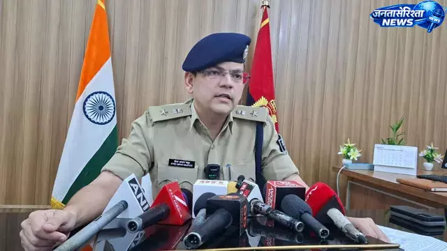 पशु तस्करी में पुलिसकर्मियों की मिलीभगत का खुलासा पशु तस्करी में पुलिसकर्मियों की मिलीभगत का खुलासा