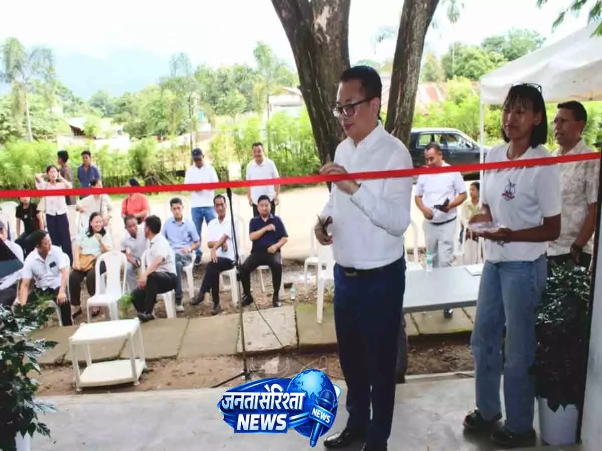 Nagaland: ग्रीन पेरेन स्टोर का उद्घाटन किया गया Nagaland: ग्रीन पेरेन स्टोर का उद्घाटन किया गया