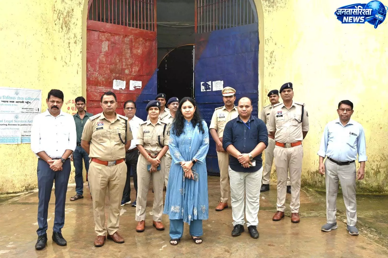 कलेक्टर-SP ने अधिकारियों के साथ किया उप जेल सारंगढ़ का निरीक्षण कलेक्टर-SP ने अधिकारियों के साथ किया उप जेल सारंगढ़ का निरीक्षण