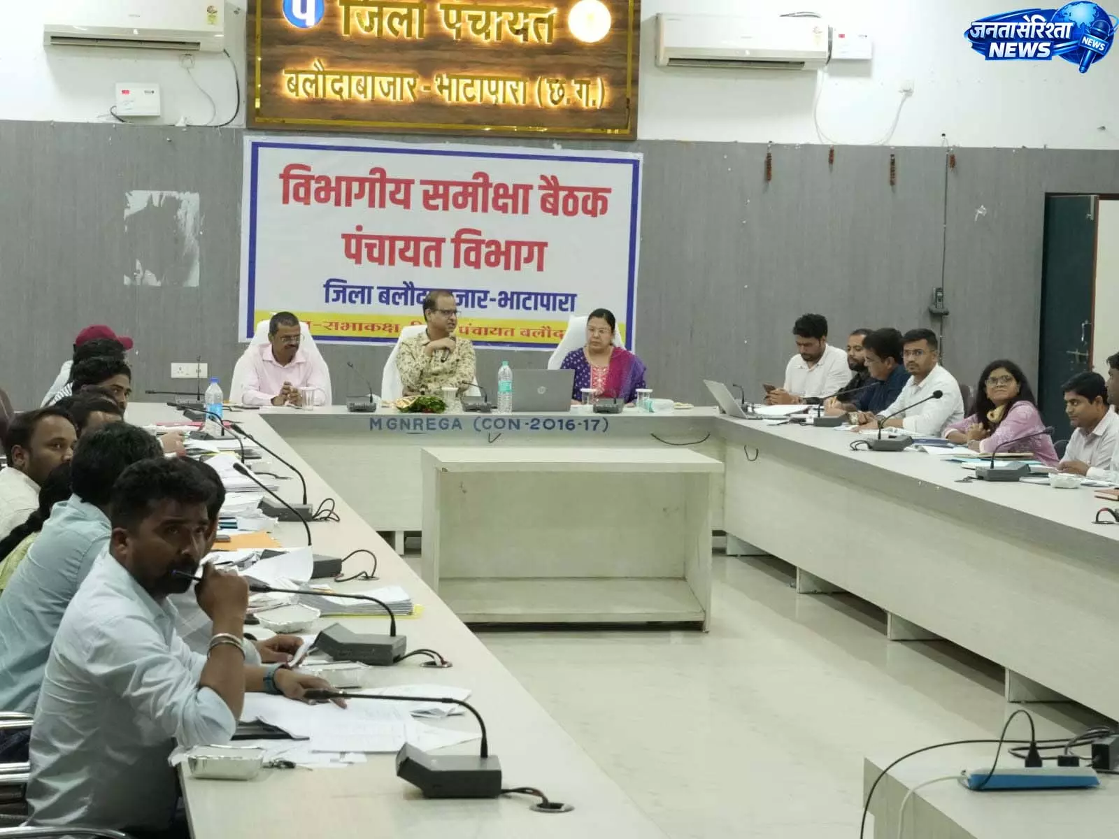 आयुक्त वीबी-जीरामजी ने किया ग्रामीण क्षेत्रों में निर्माण कार्यों का औचक निरीक्षण आयुक्त वीबी-जीरामजी ने किया ग्रामीण क्षेत्रों में निर्माण कार्यों का औचक निरीक्षण
