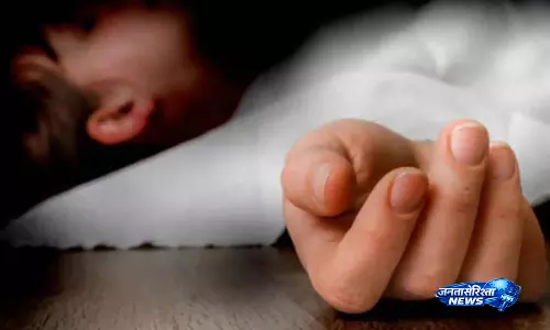काम की तलाश में निकले युवक की ट्रेन से कटकर मौत काम की तलाश में निकले युवक की ट्रेन से कटकर मौत
