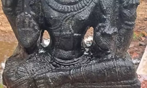 पलातरंगराई नदी किनारे मिली भगवान विष्णु की प्राचीन पत्थर की मूर्ति