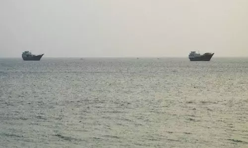 होर्मुज जलडमरूमध्य खोलने पर ईरान की सख्त शर्त