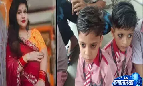 औरैया में बड़ा सड़क हादसा टक्कर के बाद 5 माह की मासूम समेत सात लोग घायल औरैया में बड़ा सड़क हादसा टक्कर के बाद 5 माह की मासूम समेत सात लोग घायल