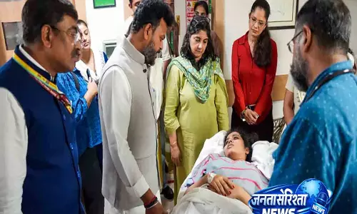 एयर इंडिया का खुलासा: कैप्टन की ड्रग टेस्ट रिपोर्ट का अभी भी इंतज़ार एयर इंडिया का खुलासा: कैप्टन की ड्रग टेस्ट रिपोर्ट का अभी भी इंतज़ार