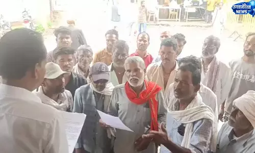 चार साल से पंचायत बैठक नहीं, ग्रामीणों ने लगाए भ्रष्टाचार के आरोप चार साल से पंचायत बैठक नहीं, ग्रामीणों ने लगाए भ्रष्टाचार के आरोप