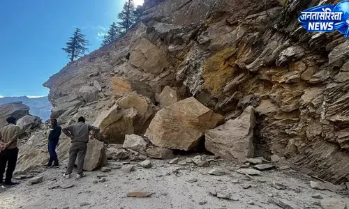 सीमांत जिले में मूसलाधार बारिश से नदियां उफान पर, काली नदी का जलस्तर 888.30 मीटर के पार सीमांत जिले में मूसलाधार बारिश से नदियां उफान पर, काली नदी का जलस्तर 888.30 मीटर के पार
