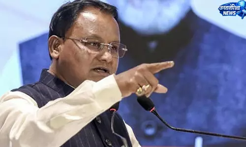 ओडिशा CM की Gen Z को चेतावनी, बोले- बाहरी ताकतों के बहकावे में न आएं युवा ओडिशा CM की Gen Z को चेतावनी, बोले- बाहरी ताकतों के बहकावे में न आएं युवा