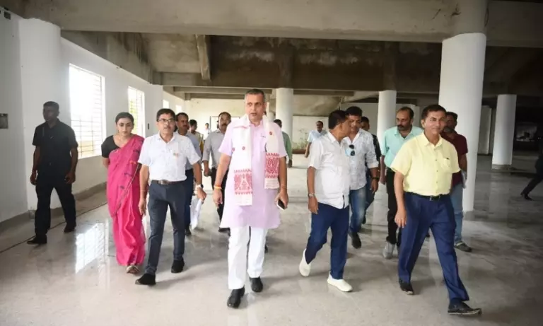 Assam: मंत्री कौशिक राय ने लिया PDS और विकास कार्यों का जायजा