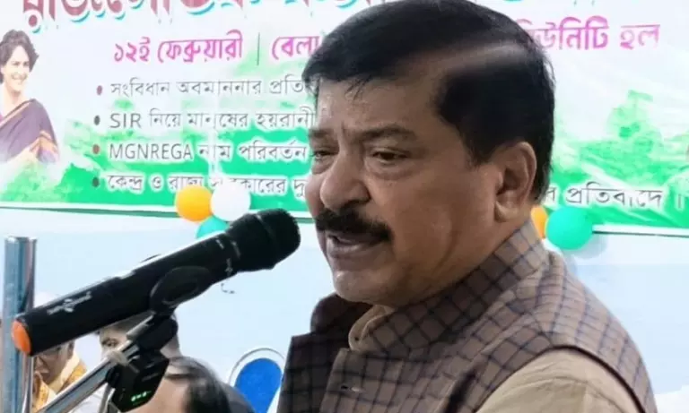 Tripura: हमारे ऊपर चला दें बुलडोजर, सरकार पर बरसे कांग्रेस विधायक Tripura: हमारे ऊपर चला दें बुलडोजर, सरकार पर बरसे कांग्रेस विधायक