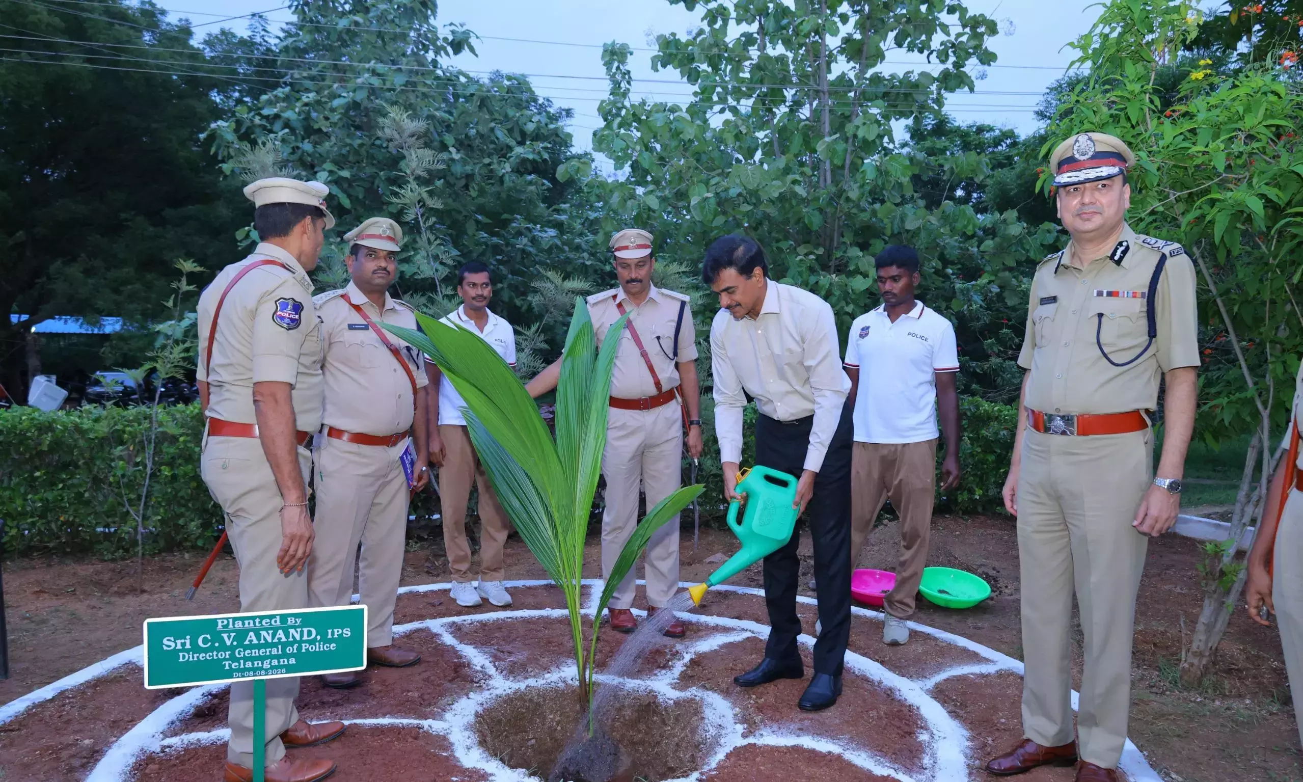 DGP ने मजबूत SDRF, बेहतर आपदा प्रतिक्रिया का आह्वान किया DGP ने मजबूत SDRF, बेहतर आपदा प्रतिक्रिया का आह्वान किया