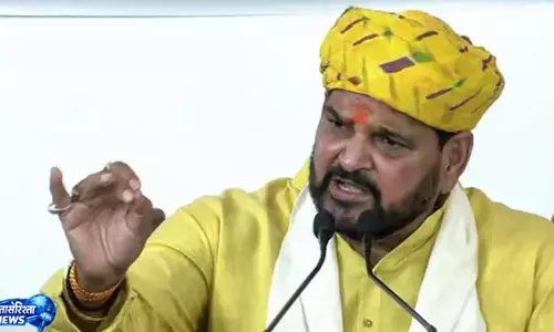 UP चुनाव में कौन मारेगा बाजी बृजभूषण शरण सिंह ने बता दिया अपना आकलन UP चुनाव में कौन मारेगा बाजी बृजभूषण शरण सिंह ने बता दिया अपना आकलन