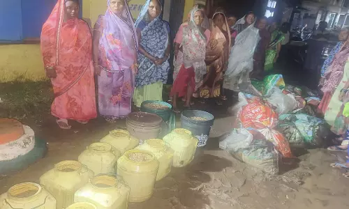 ऑपरेशन आघात के तहत रायगढ़ के गेजामुड़ा में चलाया गया नशामुक्ति अभियान ऑपरेशन आघात के तहत रायगढ़ के गेजामुड़ा में चलाया गया नशामुक्ति अभियान