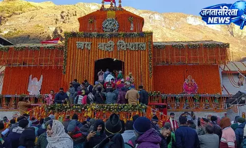 चढ़ावा चोरी: तीसरे आरोपी से पूछताछ, सोना-चांदी व नकदी बरामद चढ़ावा चोरी: तीसरे आरोपी से पूछताछ, सोना-चांदी व नकदी बरामद