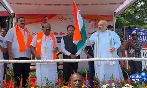 हर घर तिरंगा यात्रा में शामिल हुए शाह हर घर तिरंगा यात्रा में शामिल हुए शाह